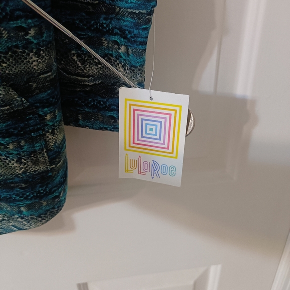 Lularoe Hi-Lo Hoodie Small - Picture 6 of 13